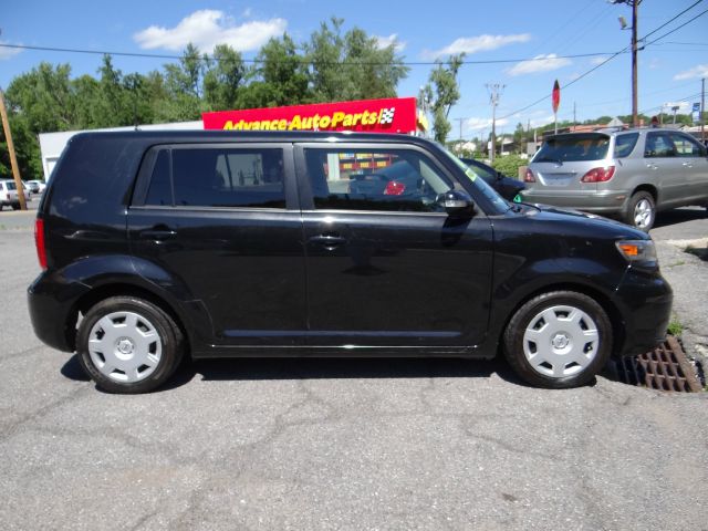 2008 Scion xB SW2