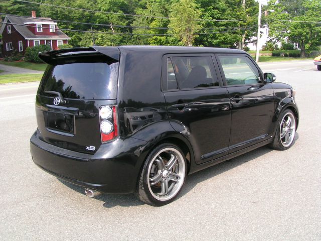 2008 Scion xB SW2