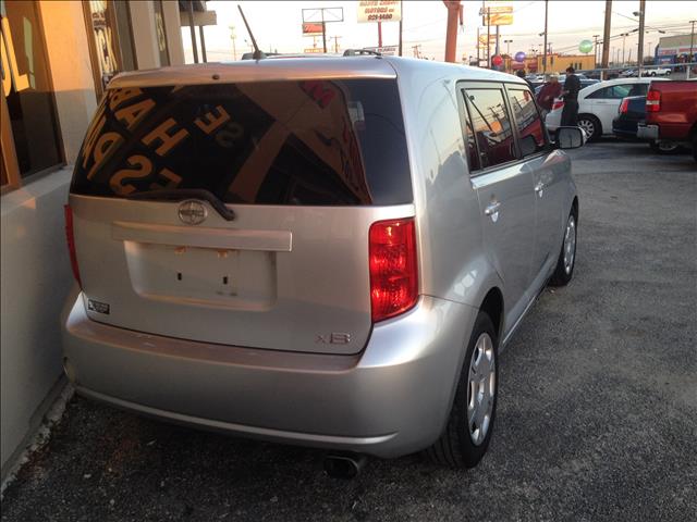 2008 Scion xB SW2