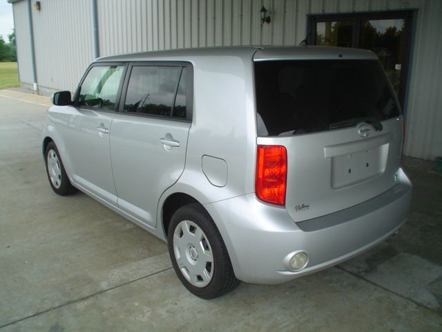 2008 Scion xB SW2