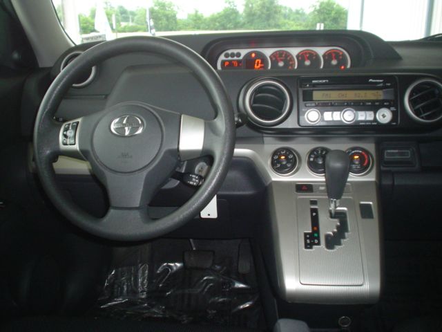 2008 Scion xB SW2