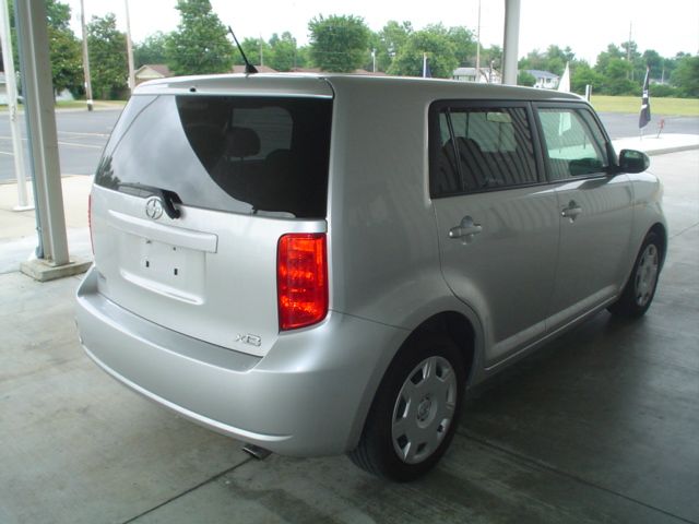 2008 Scion xB SW2