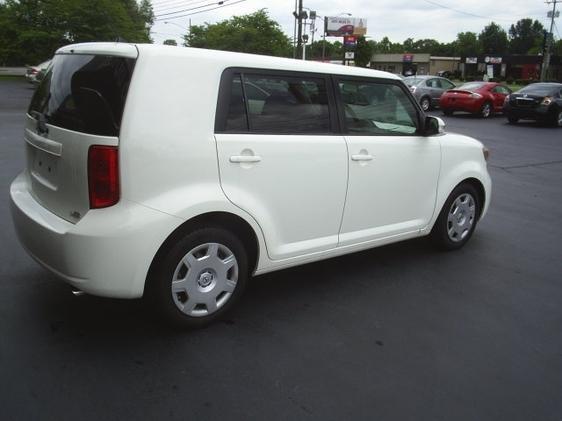 2008 Scion xB SW2