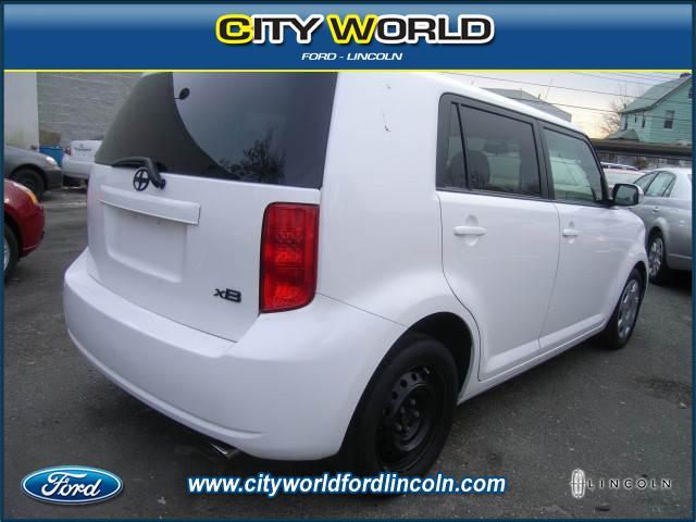 2008 Scion xB SW2