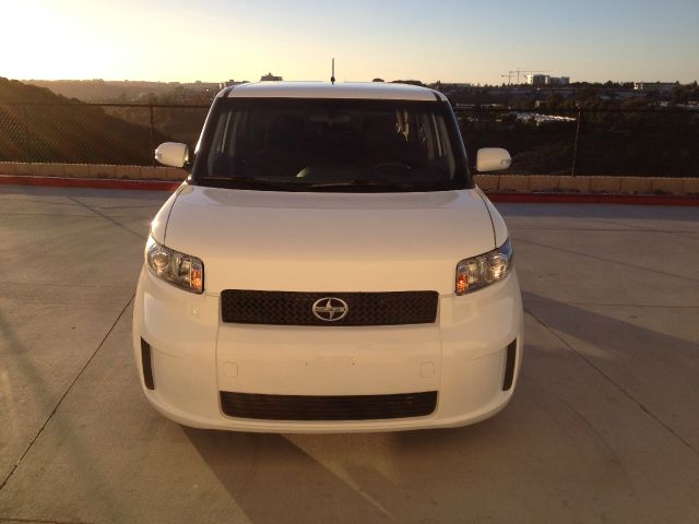 2008 Scion xB SW2