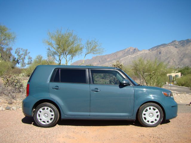 2008 Scion xB SW2