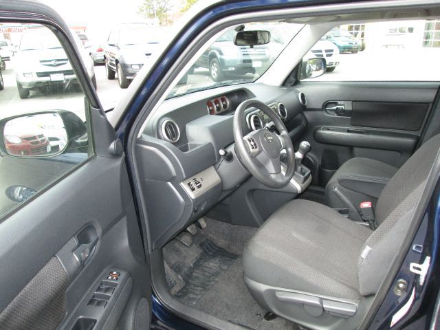 2008 Scion xB SW2