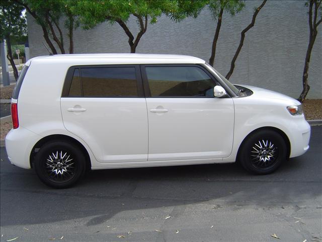 2008 Scion xB Base