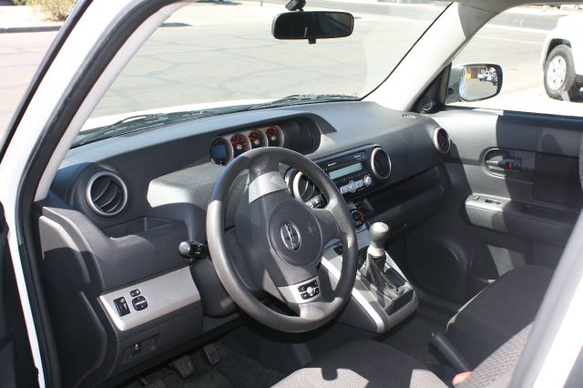 2008 Scion xB SW2