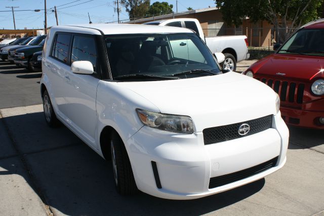2008 Scion xB SW2