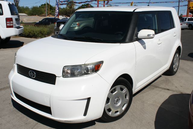 2008 Scion xB SW2