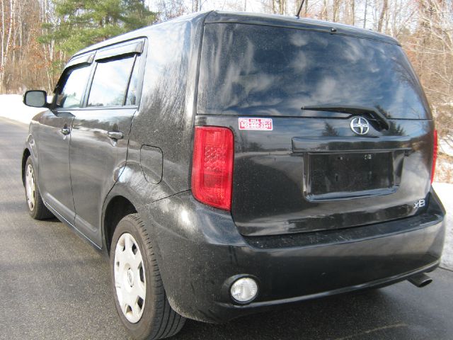 2009 Scion xB SW2
