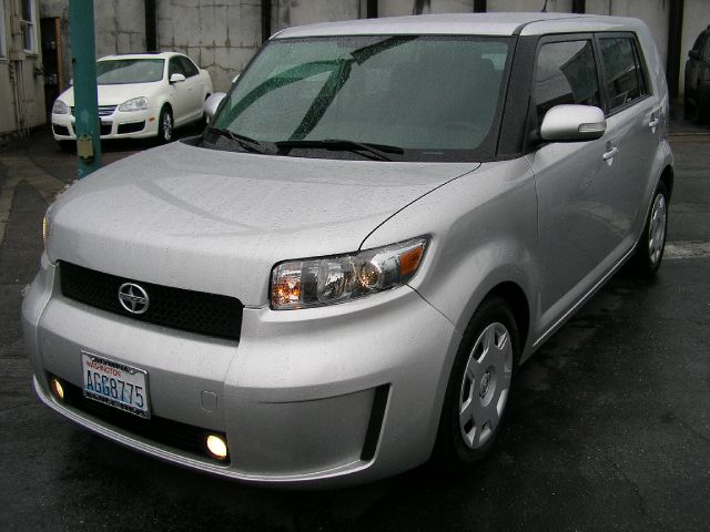 2009 Scion xB Unknown