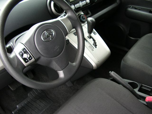 2009 Scion xB Unknown