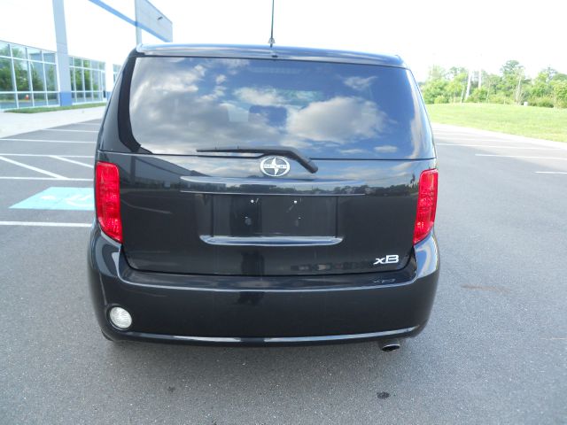 2009 Scion xB SW2