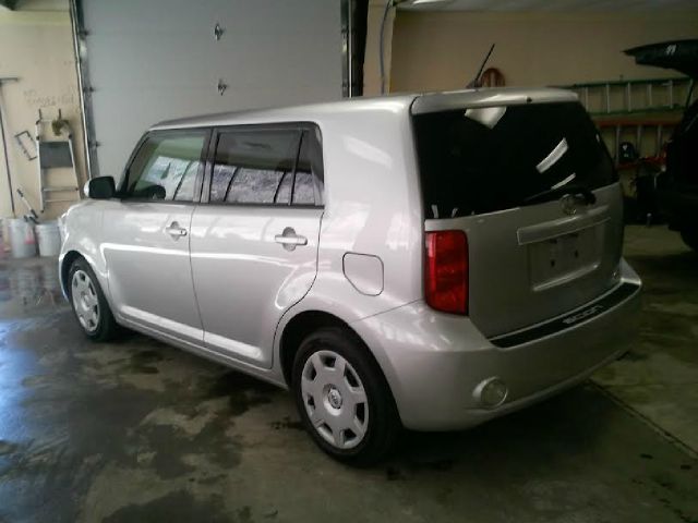 2009 Scion xB SW2