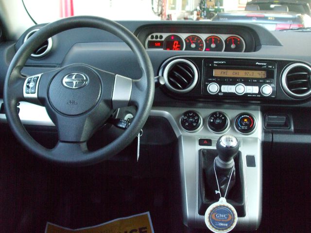 2009 Scion xB SW2