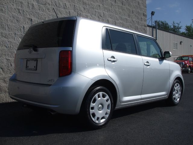 2009 Scion xB SW2