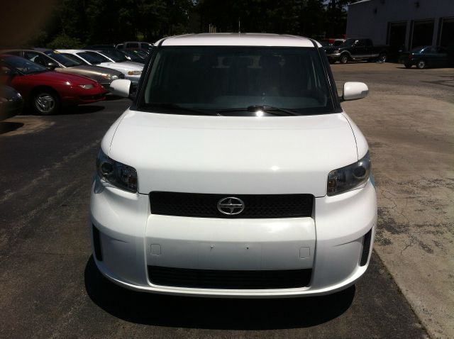 2010 Scion xB SLT 4X4 2500 Loaded W/video