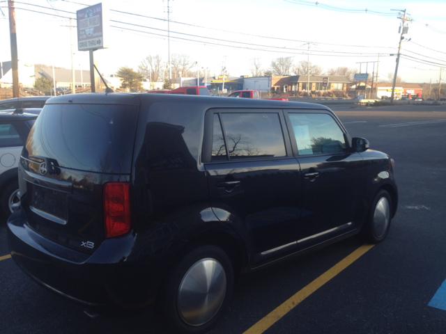 2010 Scion xB Unknown