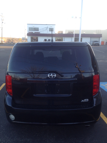 2010 Scion xB Unknown