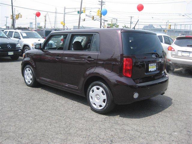 2010 Scion xB SW2