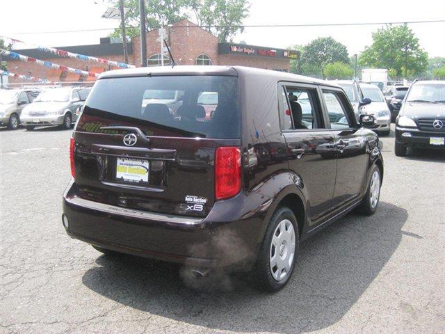 2010 Scion xB SW2