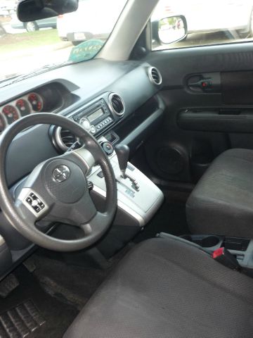 2010 Scion xB SLT 4X4 2500 Loaded W/video