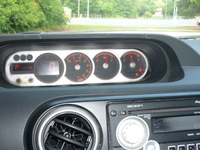 2010 Scion xB SLT 4X4 2500 Loaded W/video