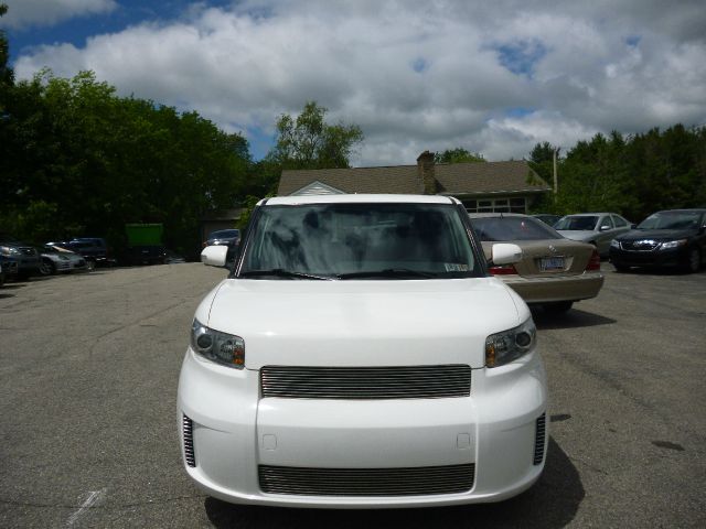 2010 Scion xB SLT 4X4 2500 Loaded W/video