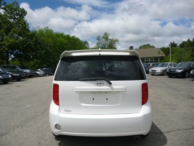 2010 Scion xB SLT 4X4 2500 Loaded W/video