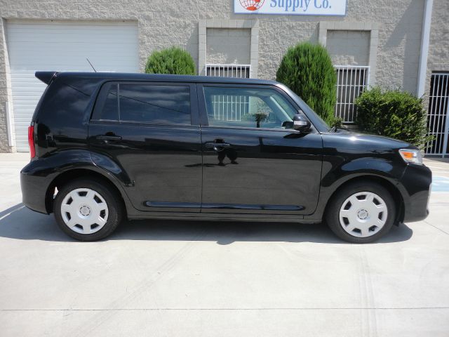 2011 Scion xB SLT 4X4 2500 Loaded W/video
