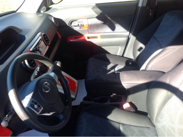 2011 Scion xB EX Manual 4WD