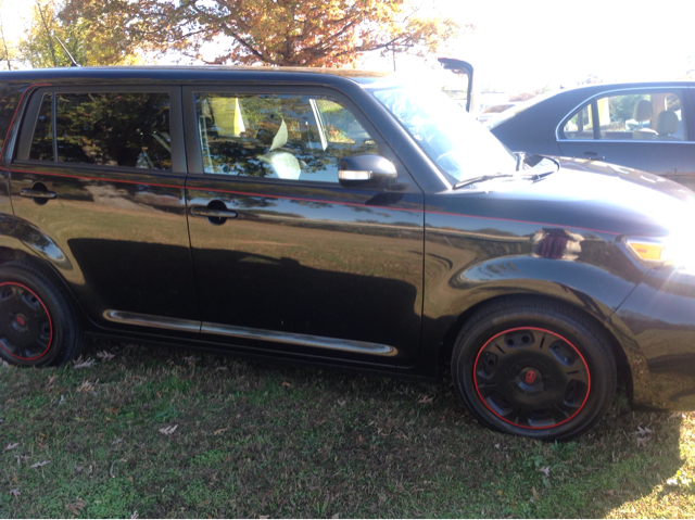 2011 Scion xB EX Manual 4WD