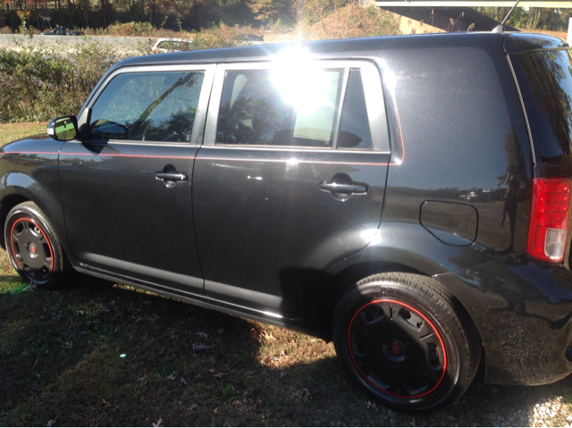 2011 Scion xB EX Manual 4WD