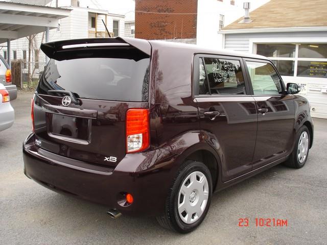 2011 Scion xB 5door
