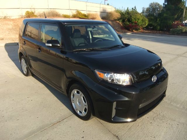 2012 Scion xB SLT 4X4 2500 Loaded W/video