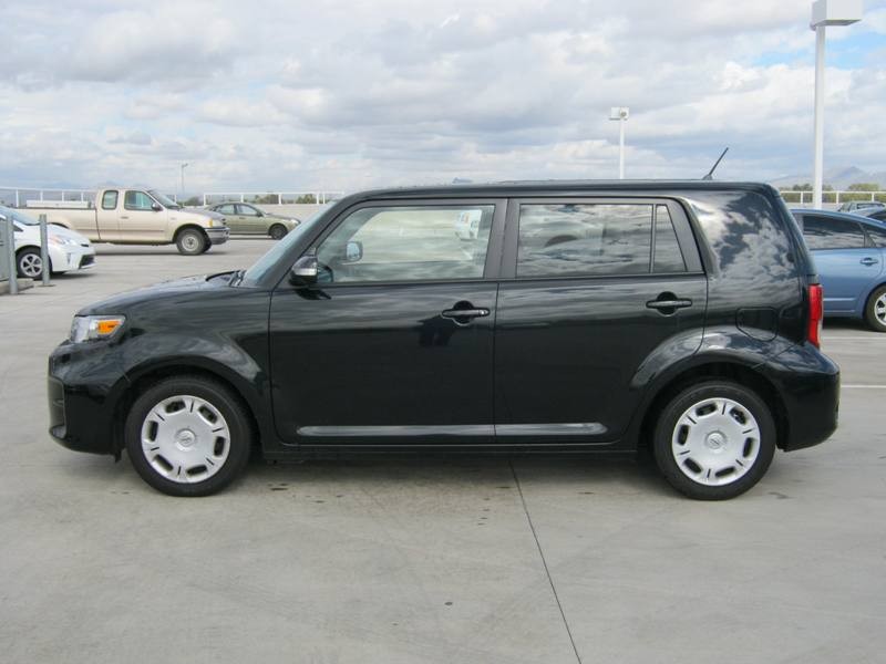 2012 Scion xB Base