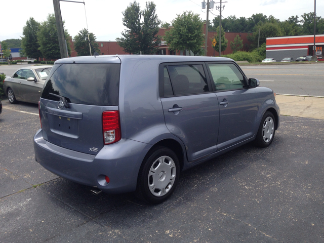 2012 Scion xB XLT FX4 Crew Cab