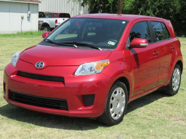 2008 Scion xD 1500 LS Ext. Cab Sportside