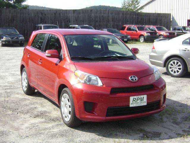 2008 Scion xD 1500 LS Ext. Cab Sportside