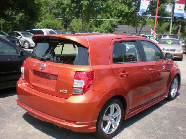2008 Scion xD 1500 LS Ext. Cab Sportside
