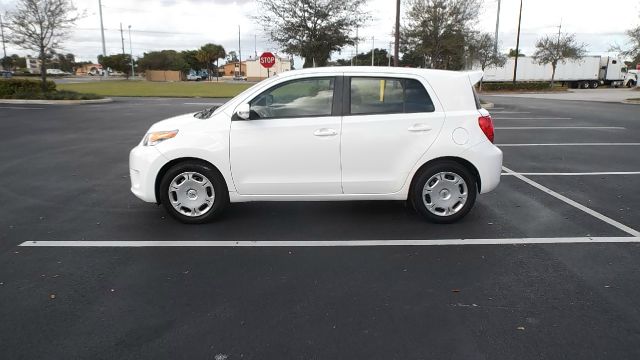 2008 Scion xD 1500 LS Ext. Cab Sportside