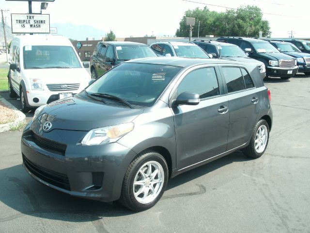 2009 Scion xD Unknown