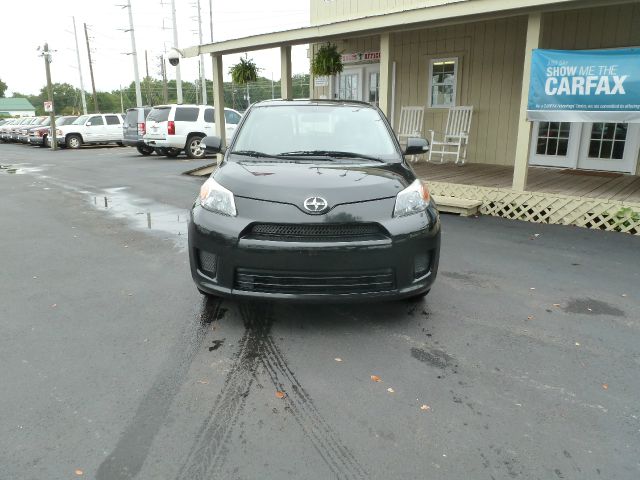 2009 Scion xD 4dr Sdn GLX V6 Auto