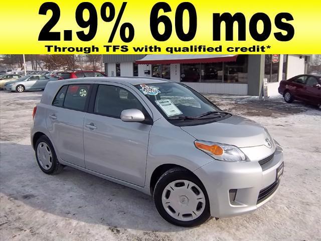 2010 Scion xD Limited 5dr 5-speed