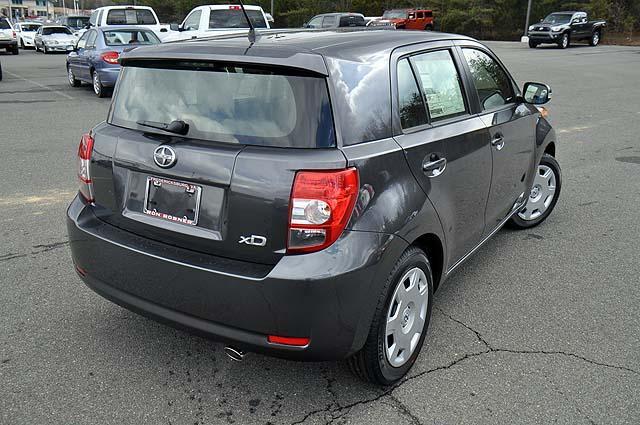 2013 Scion xD Unknown