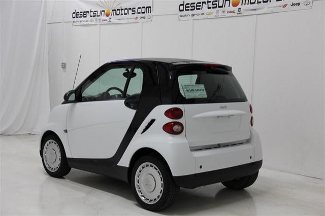 2009 Smart fortwo 4dr Sdn V6 RWD W/1sc