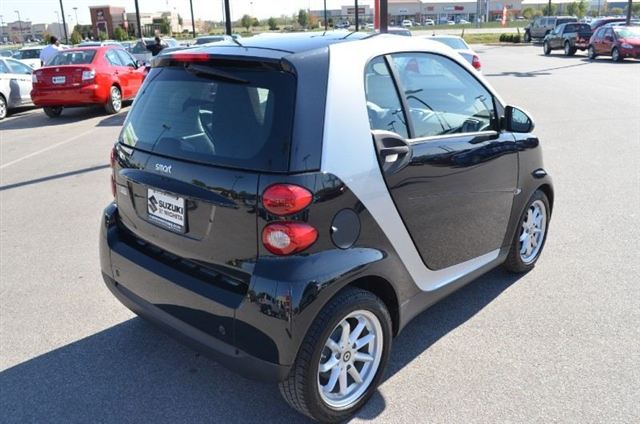 2009 Smart fortwo Sport Utility 4 D