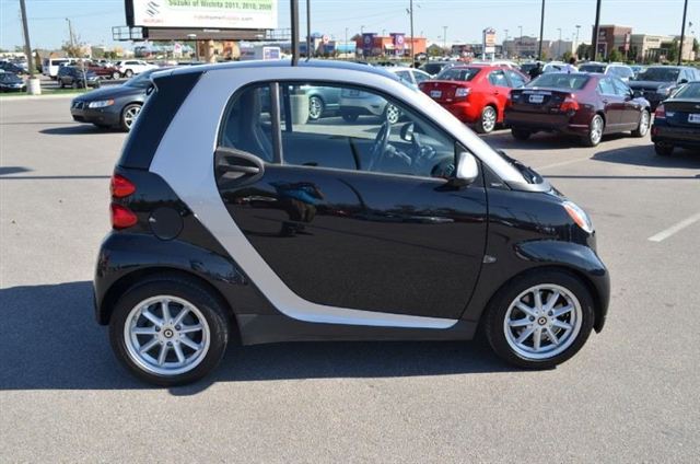 2009 Smart fortwo Sport Utility 4 D